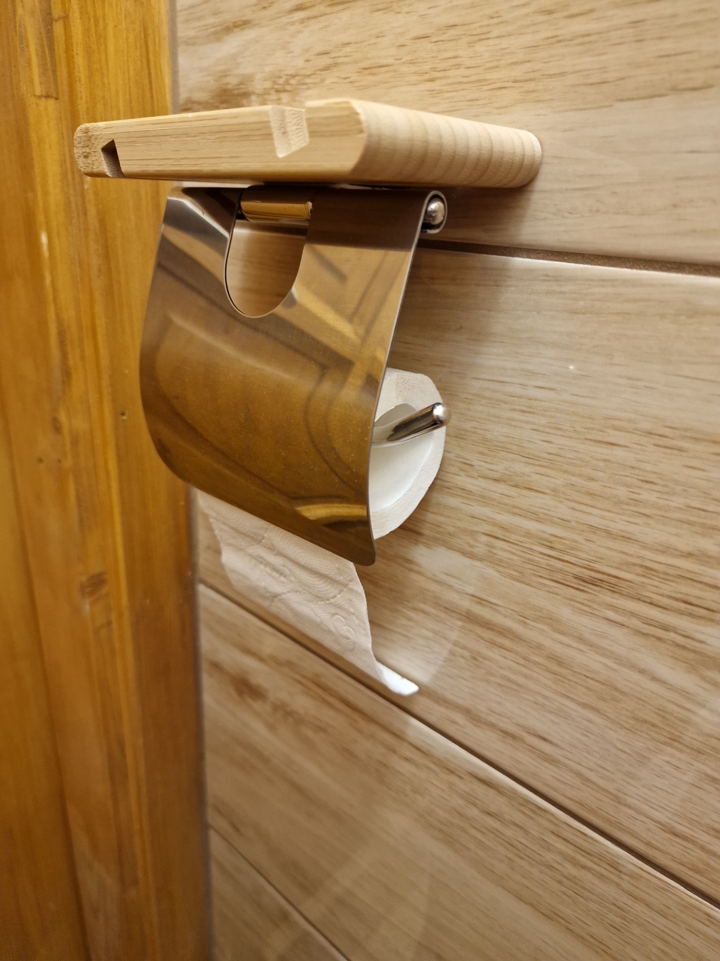 Fürdőszobai kiegészítők felfúrása